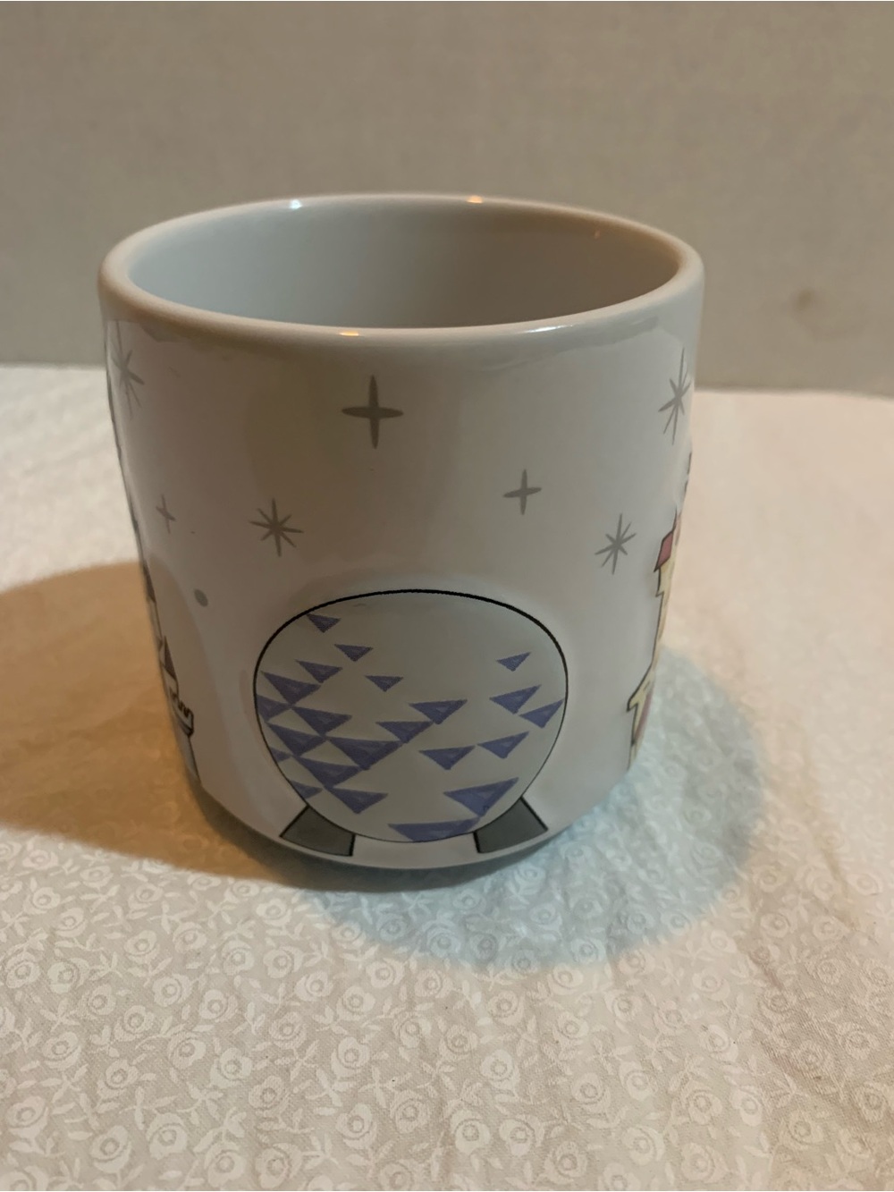 Disney Parks 4 Icons Disney World parks flower pot or would make a candle